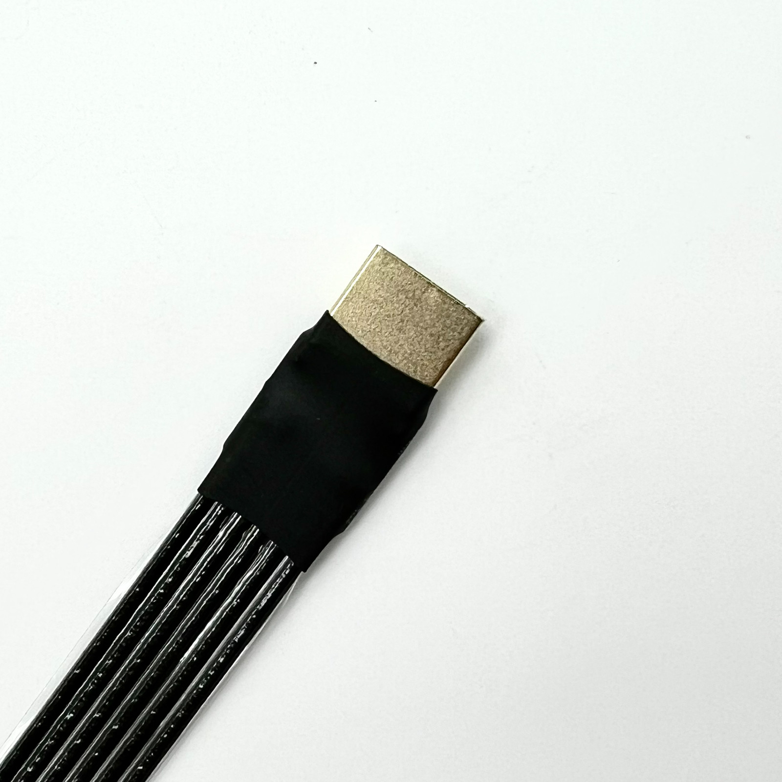 ADT Nieuwe 24P HDMI-2.1 Type A - Ribbon Microphone recensie en prijs